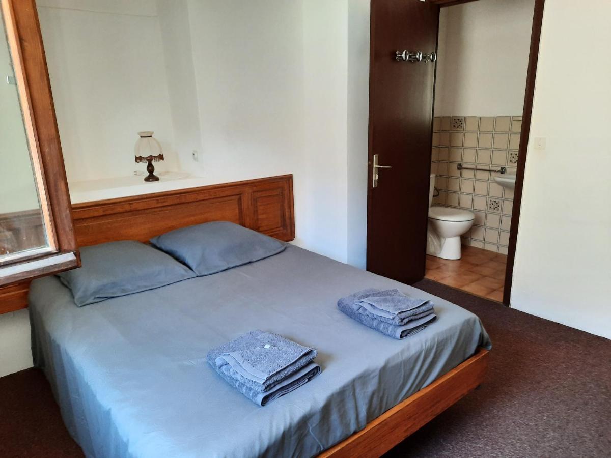 Auberge Roche Grande Entraunes Экстерьер фото